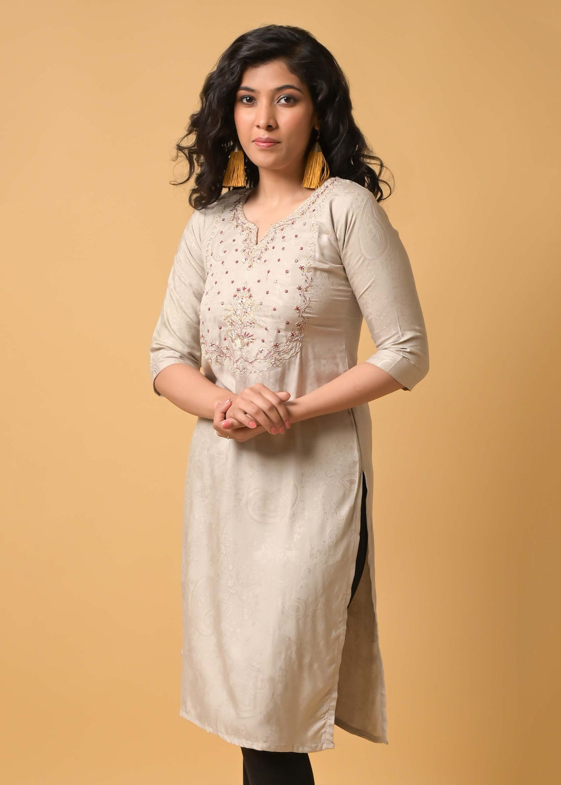 Off-white Rayon Kurti